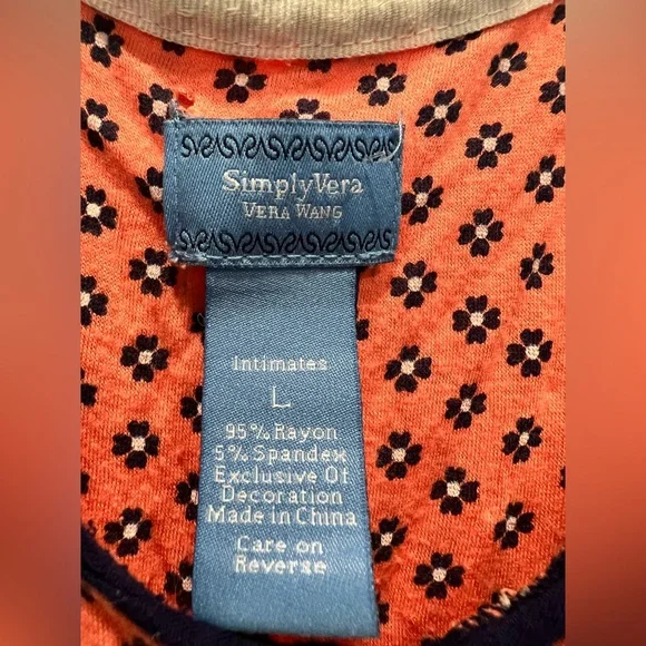 MUST BUNDLE Simply Vera Nighty - Picture 3 of 3